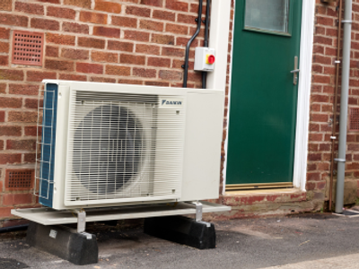 Why is the British Heat Pump Revolution Faltering?