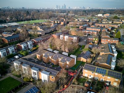 EDRF Arrowfield Decarbonisation Project, Southway Housing Trust